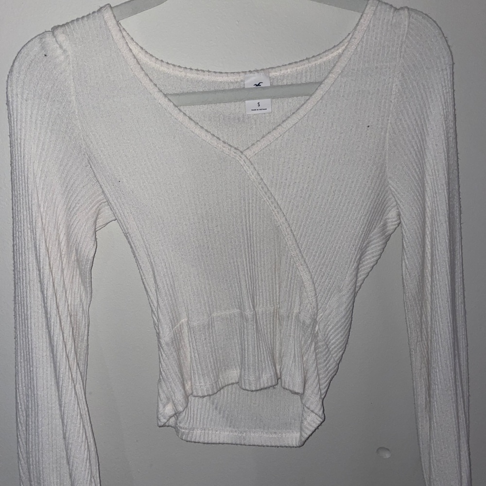 Hollister Cream sweater